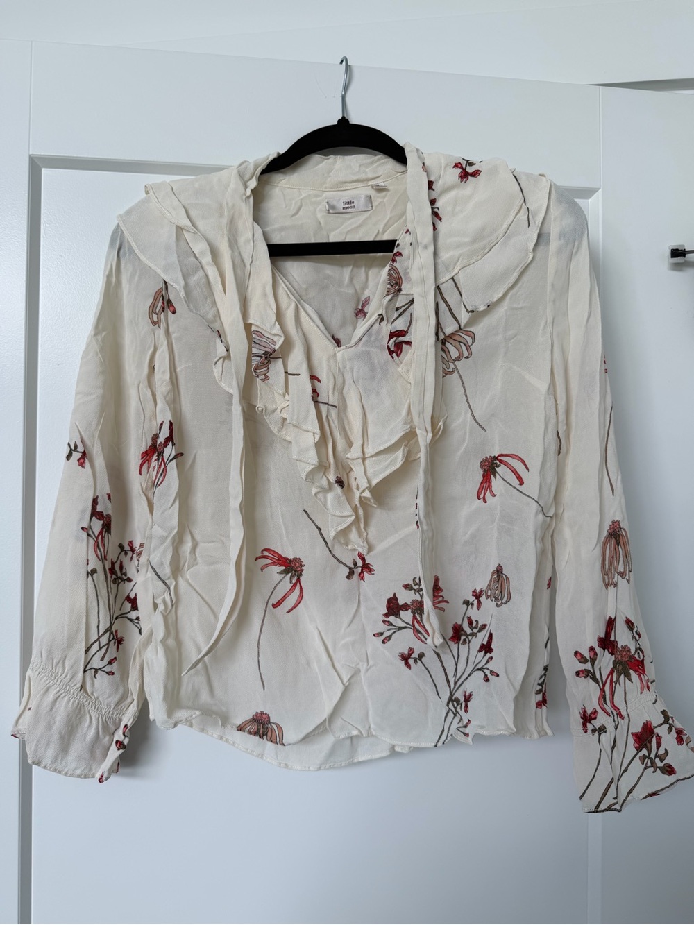 Aritzia Cream Floral Ruffle Tie-Neck Blouse